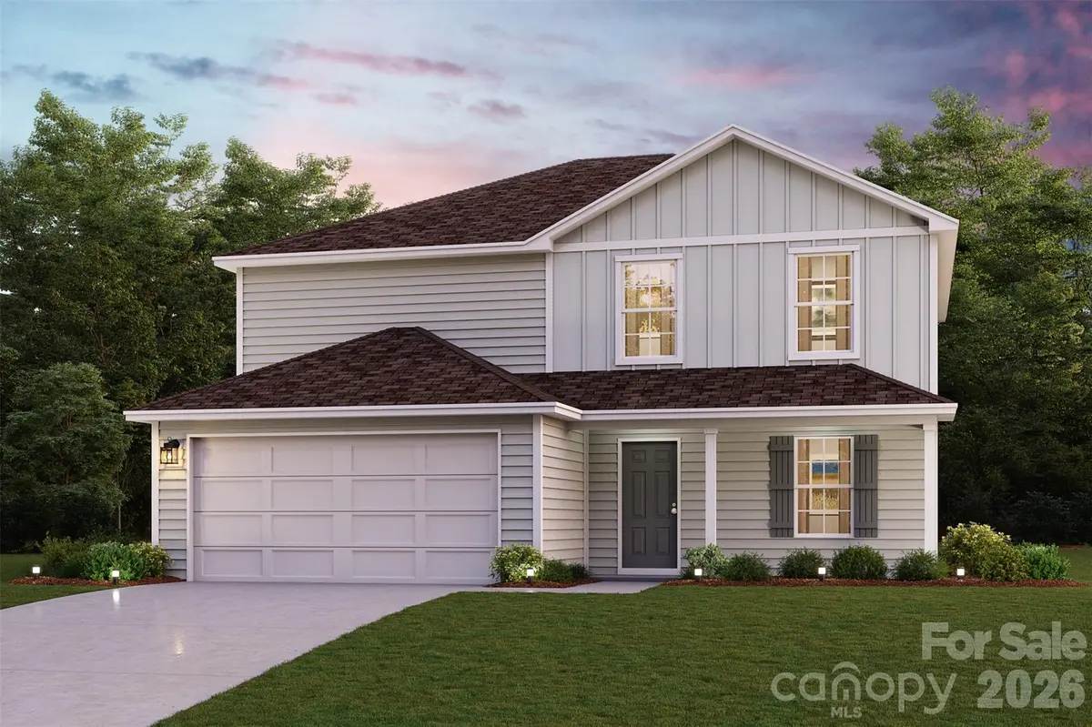 104 WELLER LN, Thomasville, NC 27360