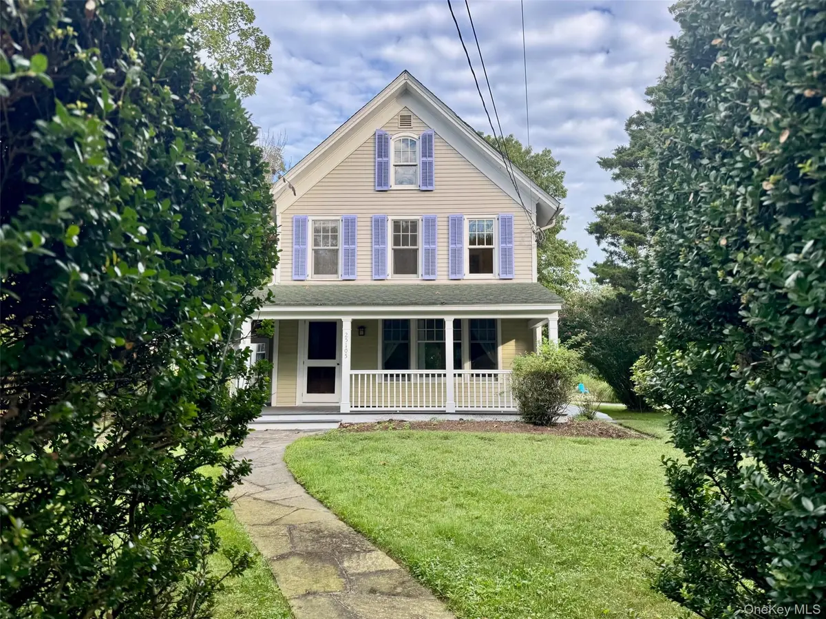 25105 Main RD, Orient, NY 11957