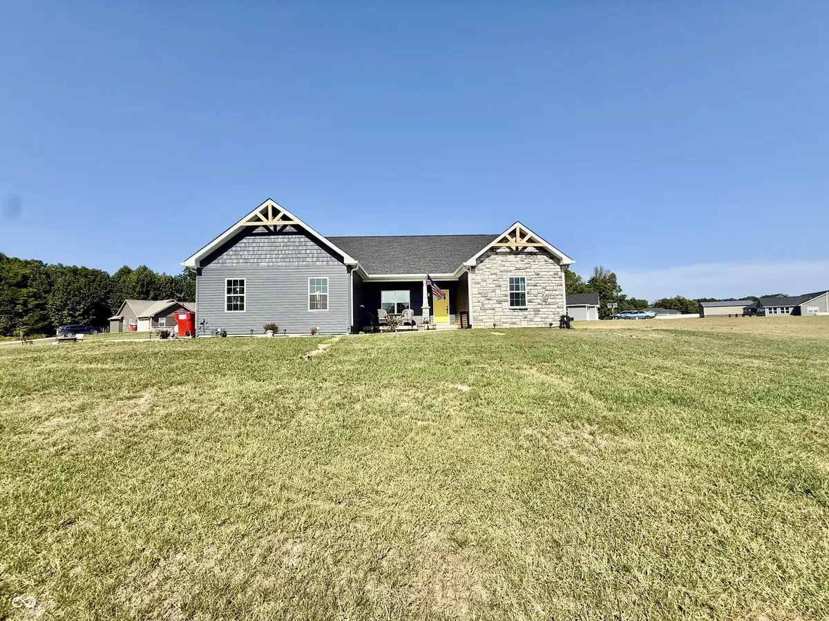 2540 W Grubb LN, Covington, IN 47932
