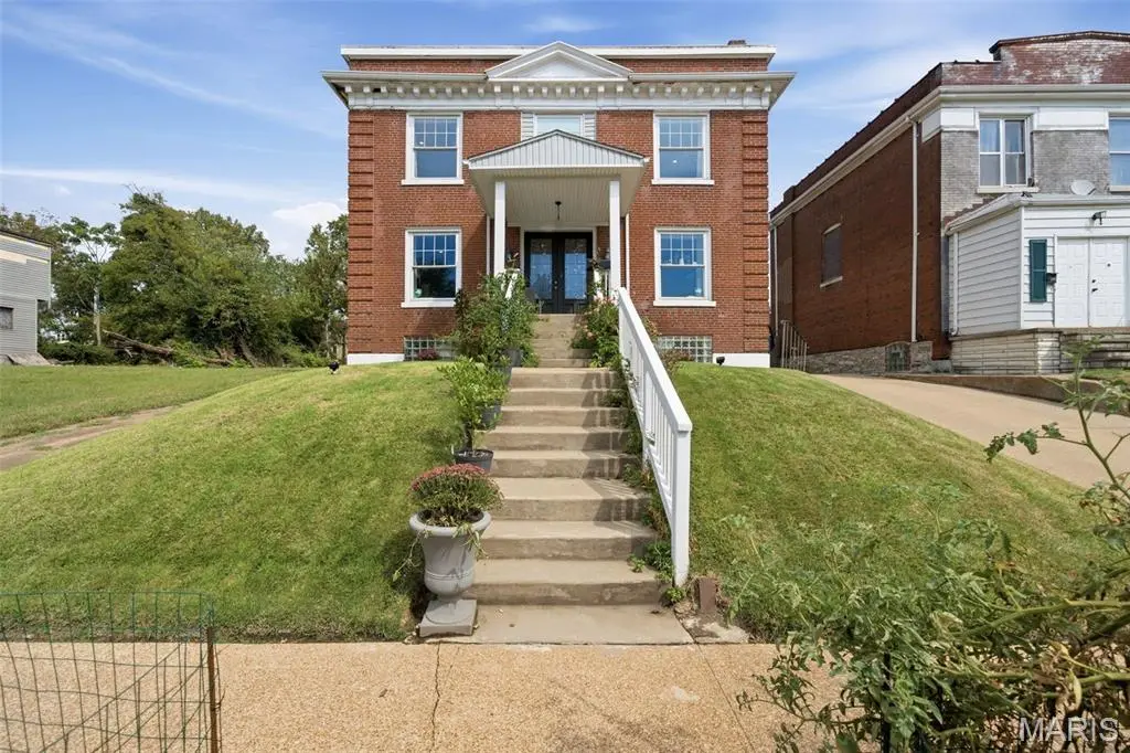 6007 Cates AVE, St Louis, MO 63112