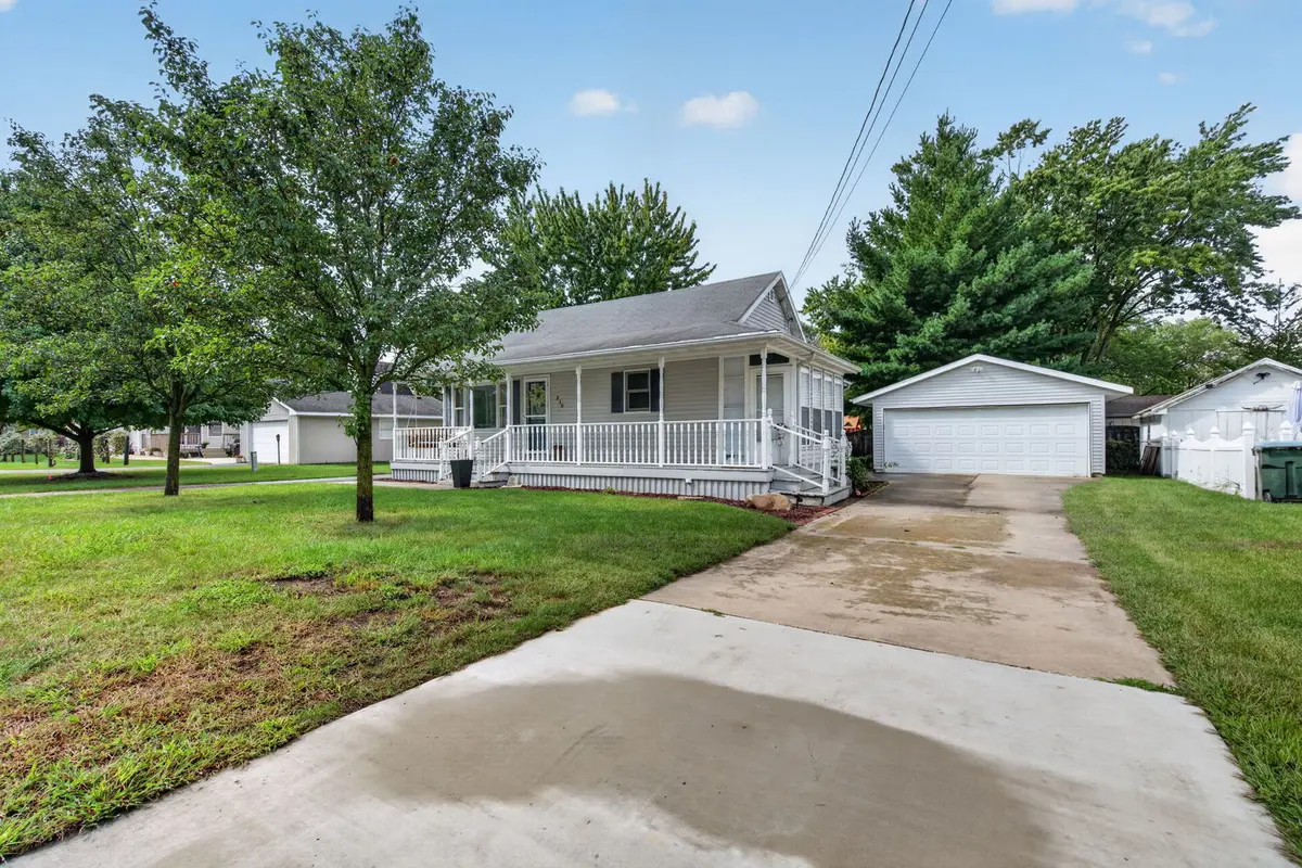 250 N Irving ST, Coal City, IL 60416
