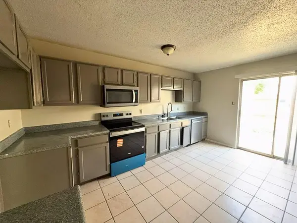 10500 Lake June Road #H1, Dallas, TX 75217