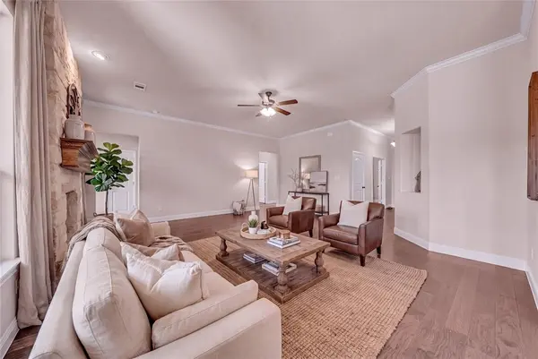 112 Constitution Drive, Joshua, TX 76058