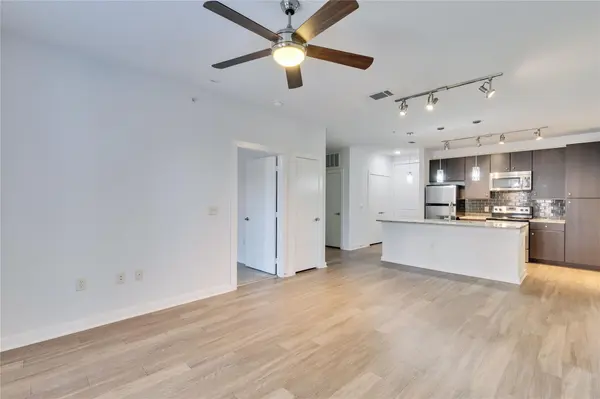 1900 Barton Springs RD #3039, Austin, TX 78704