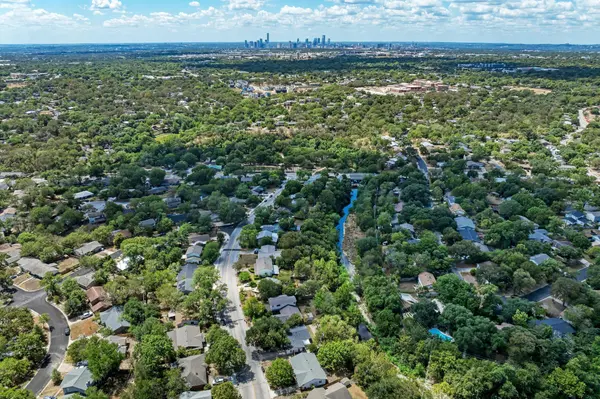 6810 Langston DR, Austin, TX 78723