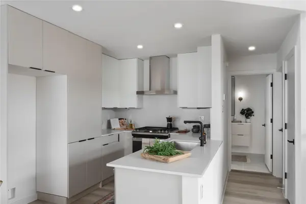 1910 Albury CV #A, Austin, TX 78758