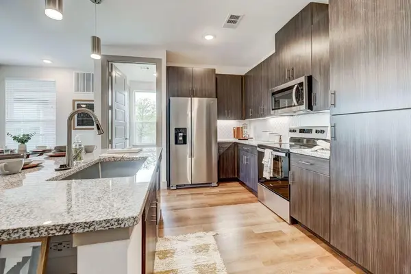 3400 Firewheel PKWY #12-306, Garland, TX 75040