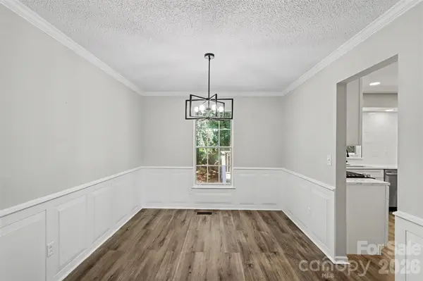 10740 Roxbury CT, Charlotte, NC 28214
