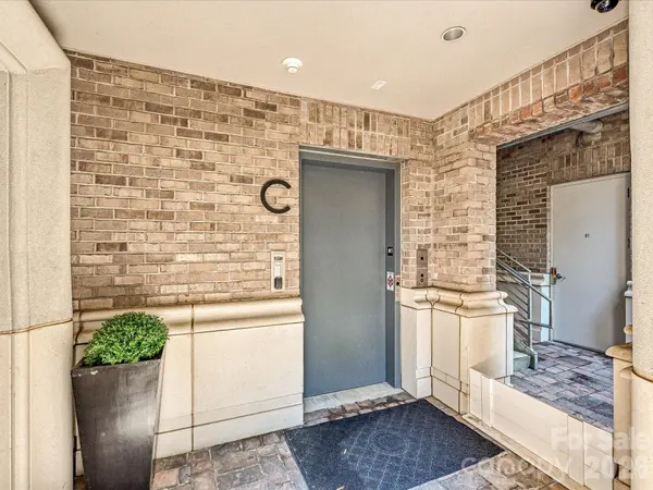 1333 Queens RD #C3, Charlotte, NC 28207