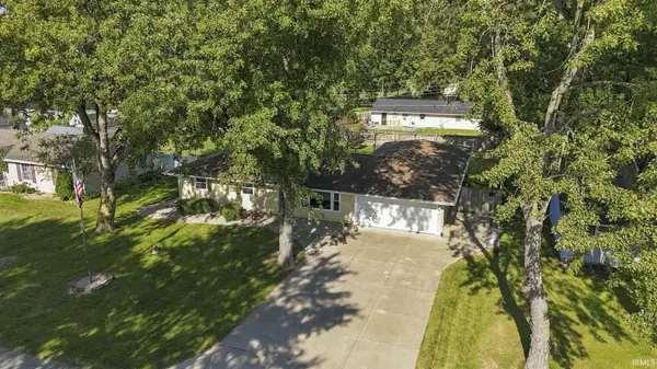 9819 Cinderella LN, Fort Wayne, IN 46835