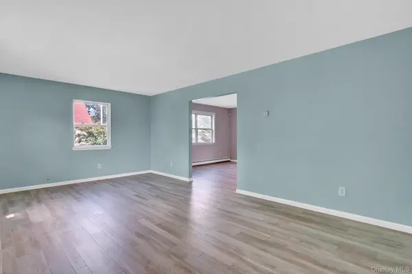 231 Columbus BLVD, Amityville, NY 11701