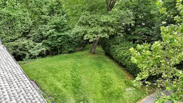 10 Woodycrest TRL, Monroe, NY 10950