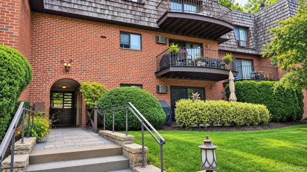 4 Briarcliff DR #9, Ossining, NY 10562