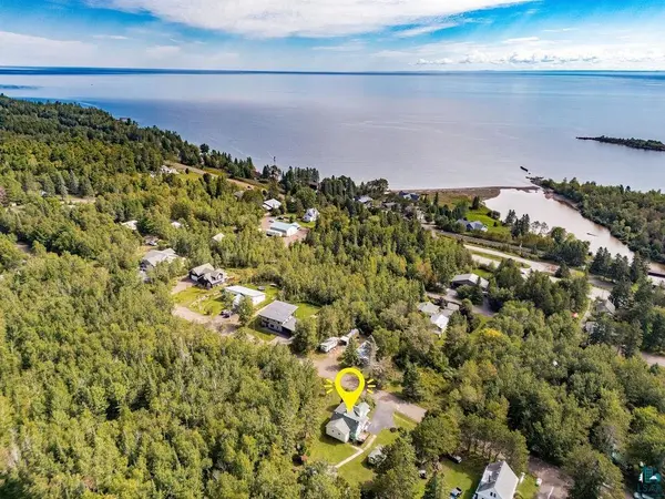 267 E 2nd St, Knife River, MN 55609
