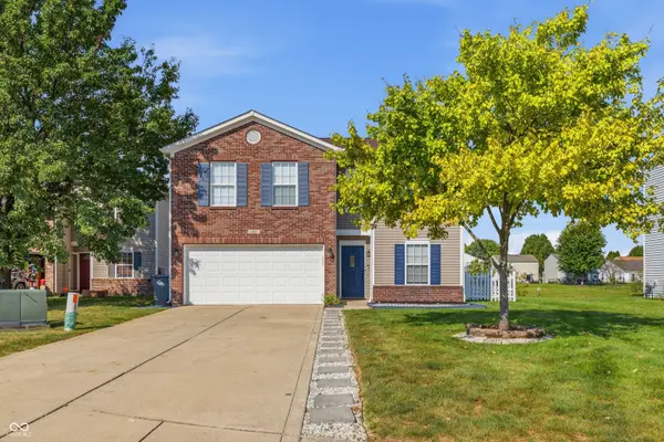 1860 Wandflower CIR, Indianapolis, IN 46231