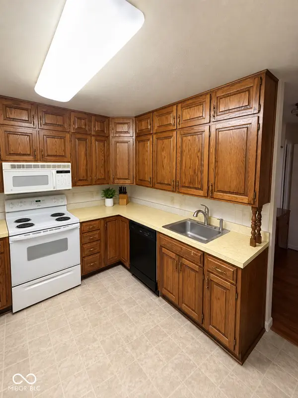 1100 Archway DR, Lafayette, IN 47909