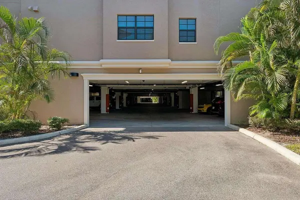 7702 LAKE VISTA CT #202, Bradenton, FL 34202