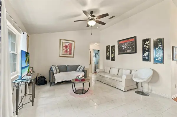 417 TRAFALGAR Pkwy, Cape Coral, FL 33991