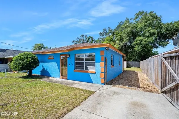 1324 GRANADA AVE, Daytona Beach, FL 32117
