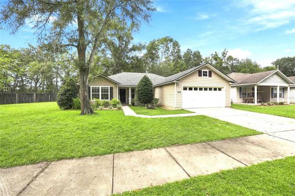 12104 NW 162ND DR, Alachua, FL 32615