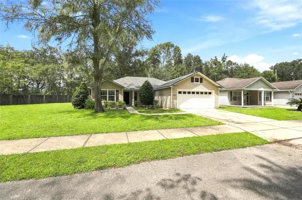 12104 NW 162ND DR, Alachua, FL 32615