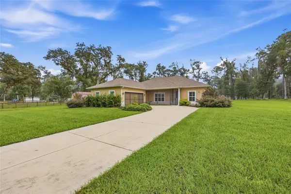 16 LAKESIDE DR, Ocala, FL 34482