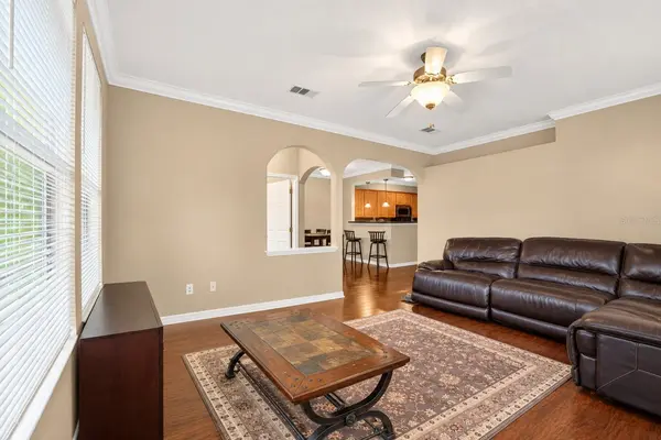 1257 SW 9TH RD #208, Gainesville, FL 32601