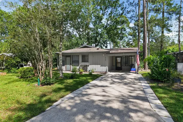 8733 NW 42ND TER, Gainesville, FL 32653