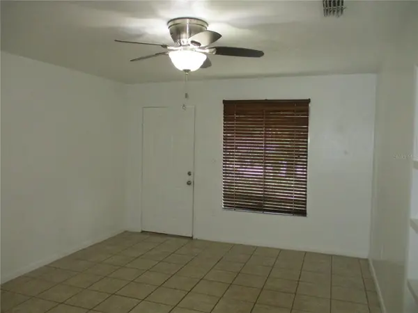 1048 SW 6TH DR #A, Gainesville, FL 32601