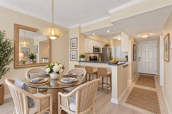 950 TARPON CENTER DR #504, Venice, FL 34285
