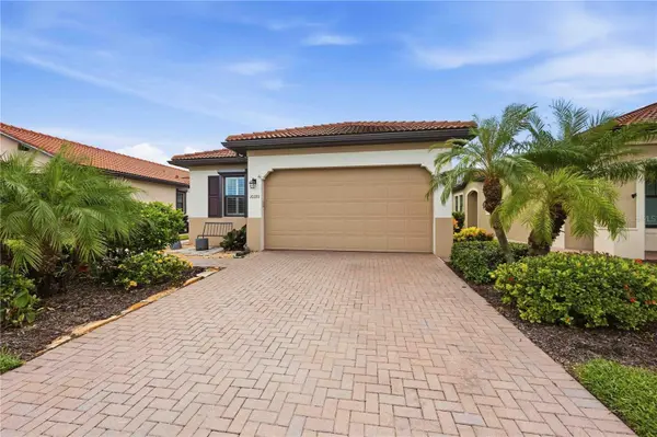 10393 CROOKED CREEK DR, Venice, FL 34293