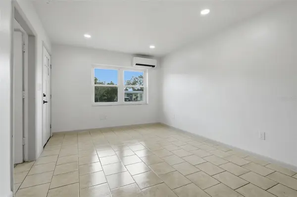 1408 W WELLINGTON DR, Deltona, FL 32725