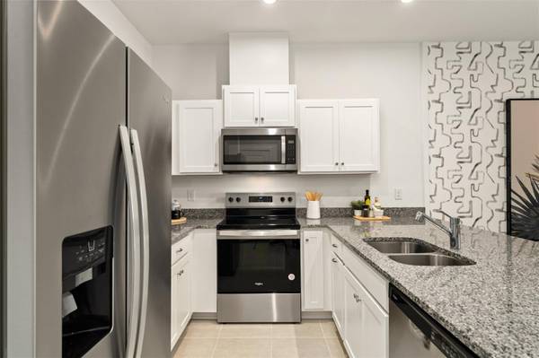 2872 CAMELLIA FLOWER ST, Apopka, FL 32703