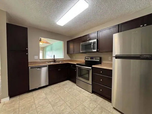 1802 GARDEN LAKE DR #1802, Winter Haven, FL 33884
