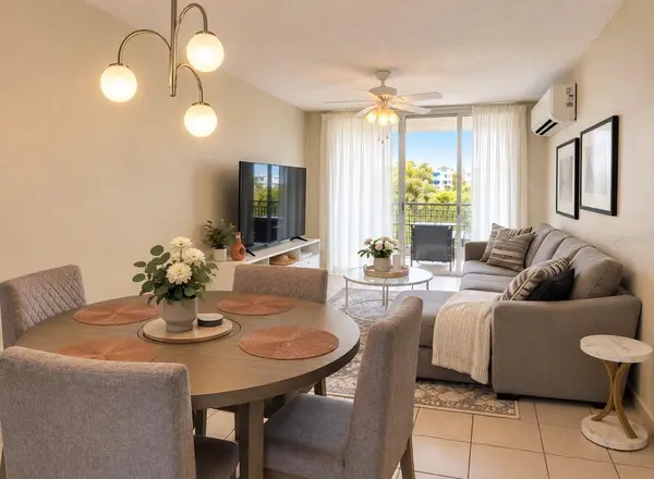 PENTHOUSE COND. CHALETS SEVILLANOS #APT Q-302, Trujillo Alto, PR 00976
