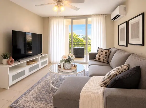 PENTHOUSE COND. CHALETS SEVILLANOS #APT Q-302, Trujillo Alto, PR 00976