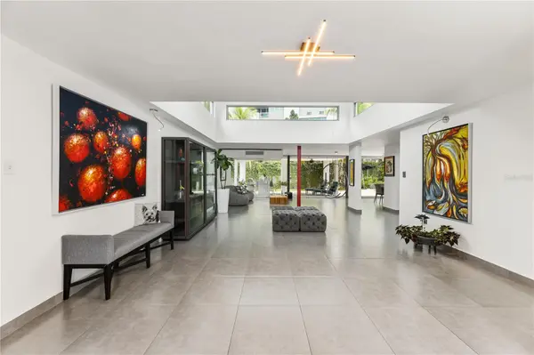 M-13 URB. CERRO REAL, Guaynabo, PR 00969