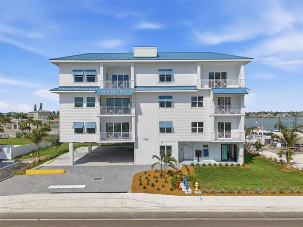 13655 GULF BLVD #302, Madeira Beach, FL, 33708 photo 2