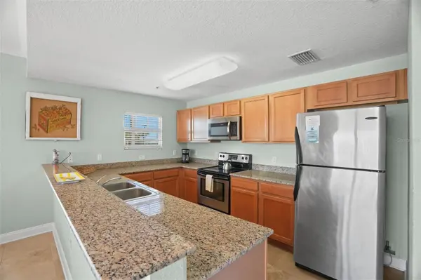 10315 GULF BLVD #106, Treasure Island, FL 33706