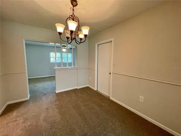 6112 E 112TH AVE, Temple Terrace, FL 33617