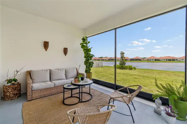 17307 BLUE WALK ST, Wimauma, FL 33598