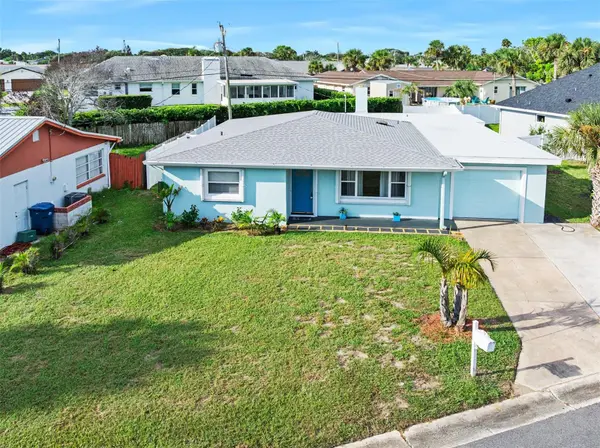 22 PLAZA DR, Ormond Beach, FL 32176