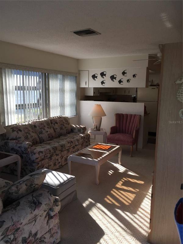 4345 TAHITIAN GARDENS CIR #E, Holiday, FL 34691