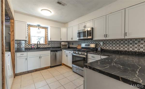 1000 E Mondy ST, Salem, MO 65560