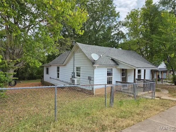 320 Meadow ST, Park Hills, MO 63601