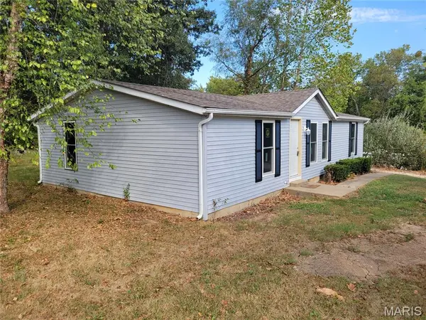 161 Madison Rene AVE, Moscow Mills, MO 63362
