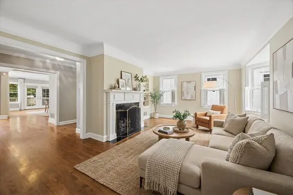 629 Franklin AVE, River Forest, IL 60305