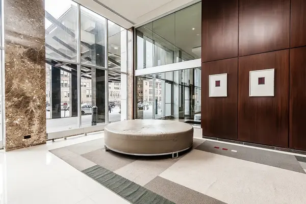 655 W IRVING PARK RD #3804, Chicago, IL 60613