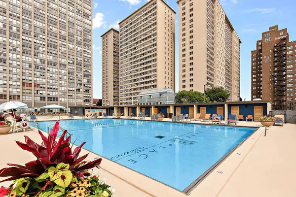 655 W IRVING PARK RD #3804, Chicago, IL 60613