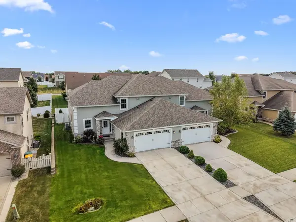 3002 Kickbush DR, Valparaiso, IN 46385
